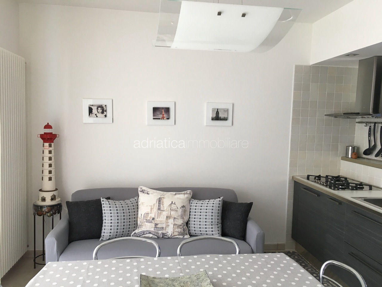 Palazzetto indipendente ristrutturato Piazza Kalkis - Rossetti Immobiliare, image size:1280x960